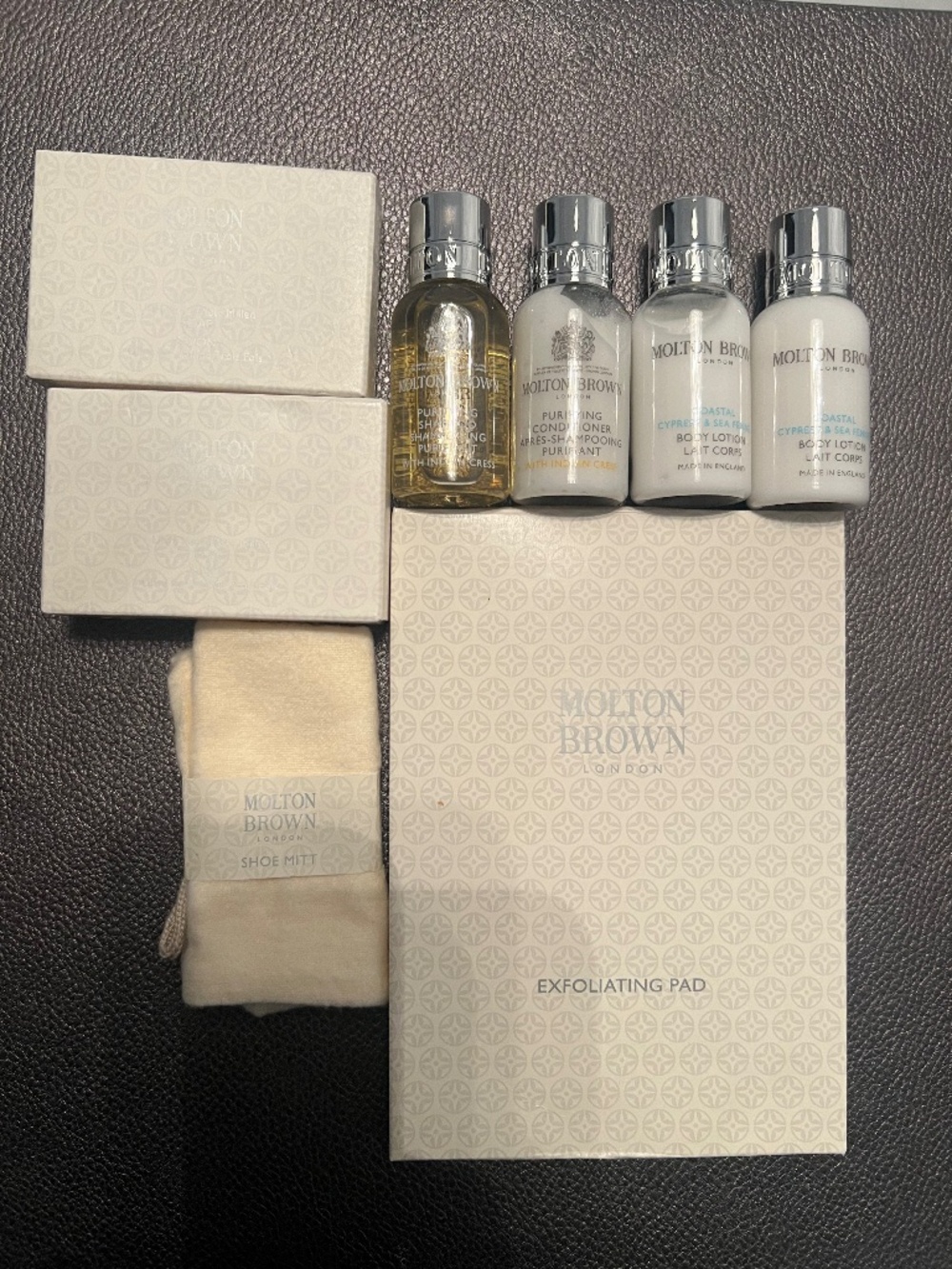 EIGHT PIECE Molton Brown Set